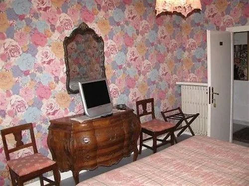 Hotel Il Falchetto Pontedera 3*,  Olaszország